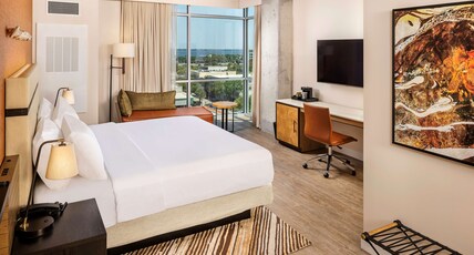 Hotel Melby Downtown Melbourne Tapestry Collection by Hilton Room Type - 1 KG CNR CITY VIEW W  SOFA