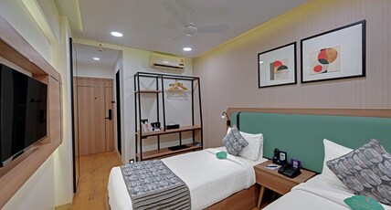 Click Hotel Andheri MIDC Room Type - Premium Room
