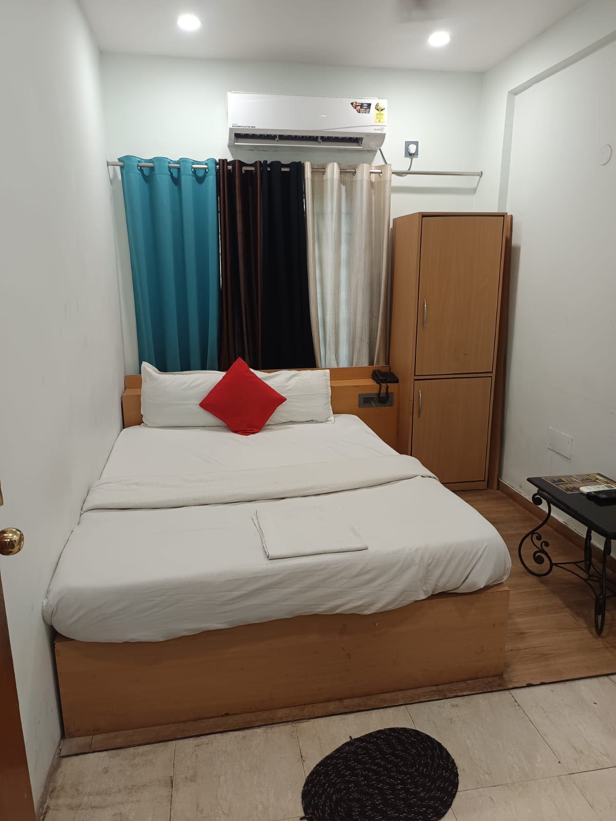 HOTEL PARBATI INTERNATIONAL - Tap to explore photos