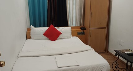 HOTEL PARBATI INTERNATIONAL Room Type - SUPER DELUXE ROOM