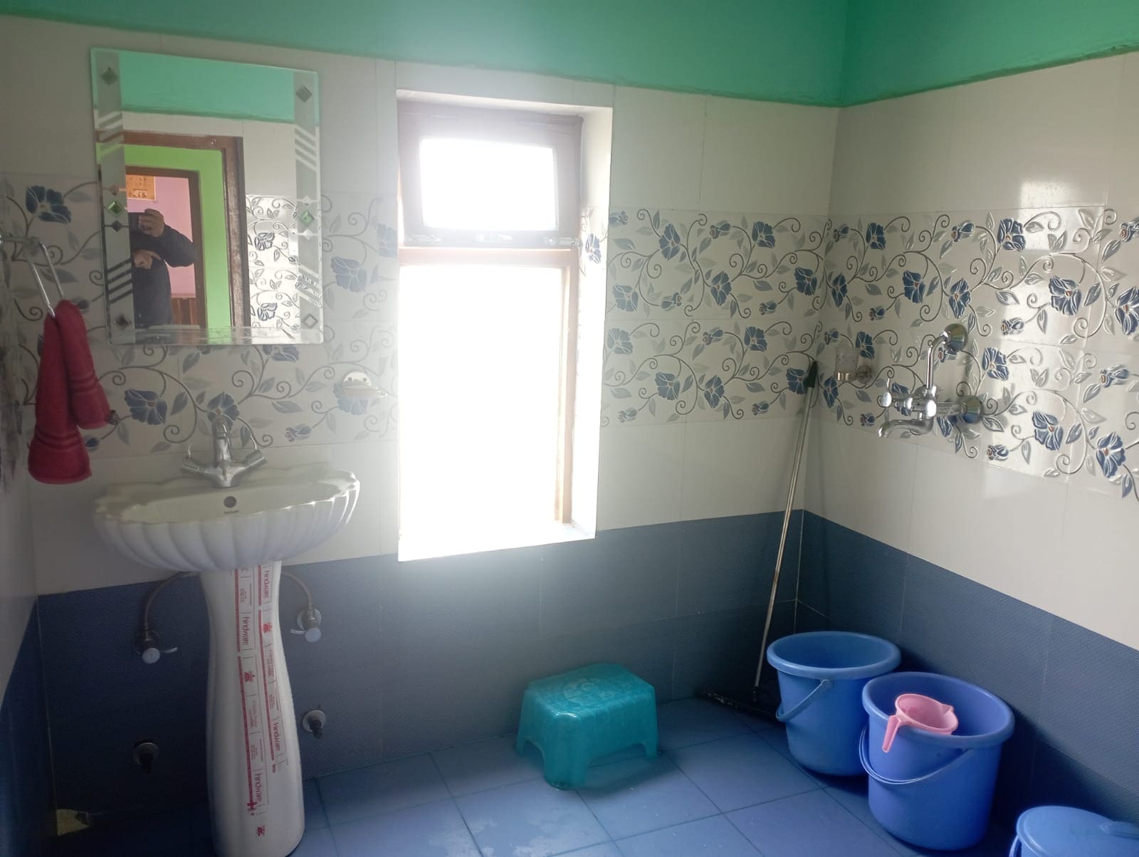 Namdruk house Hanle - Tap to explore photos