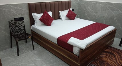 Harsh Hotel Room Type - Standard Room