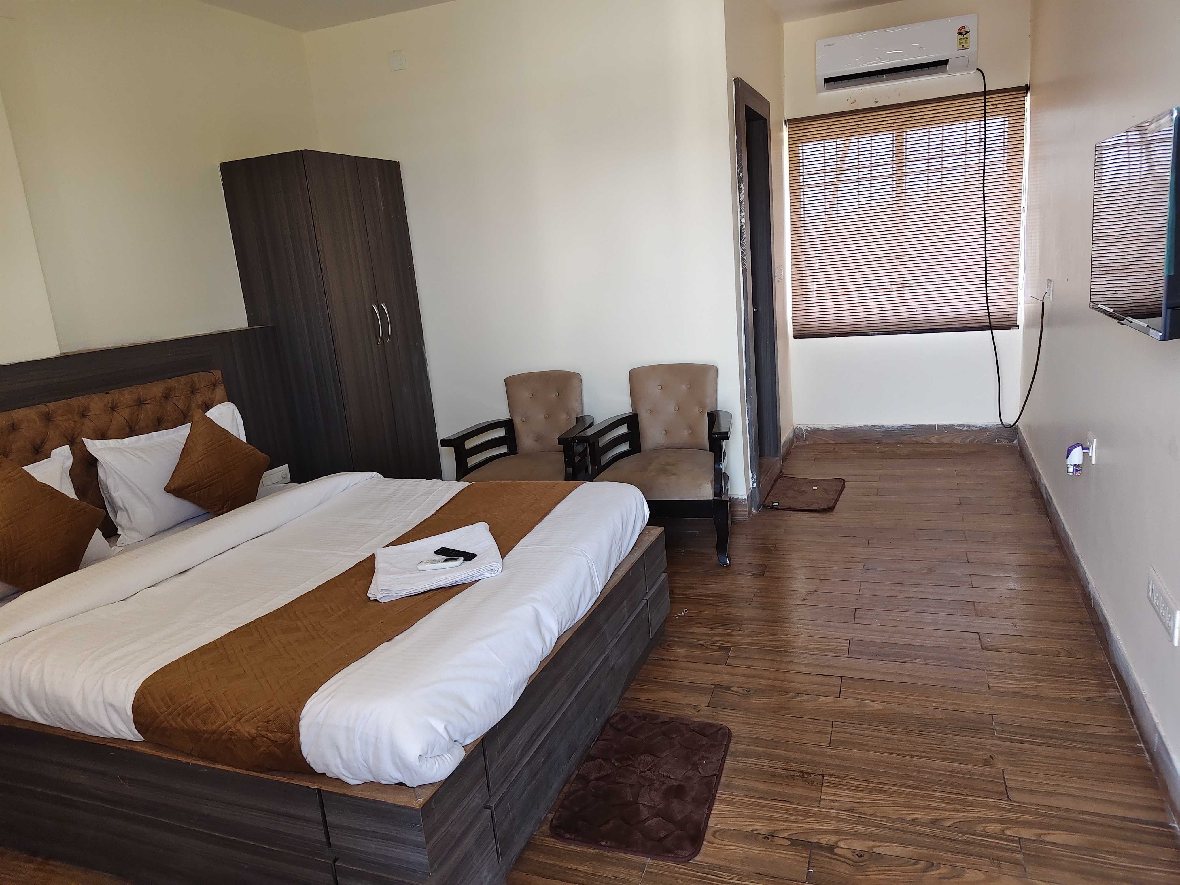 Hotel O Rajdhani Heritage - Tap to explore photos