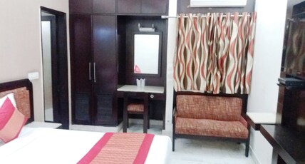 Hotel Sundeep Inn Room Type - Deluxe Room