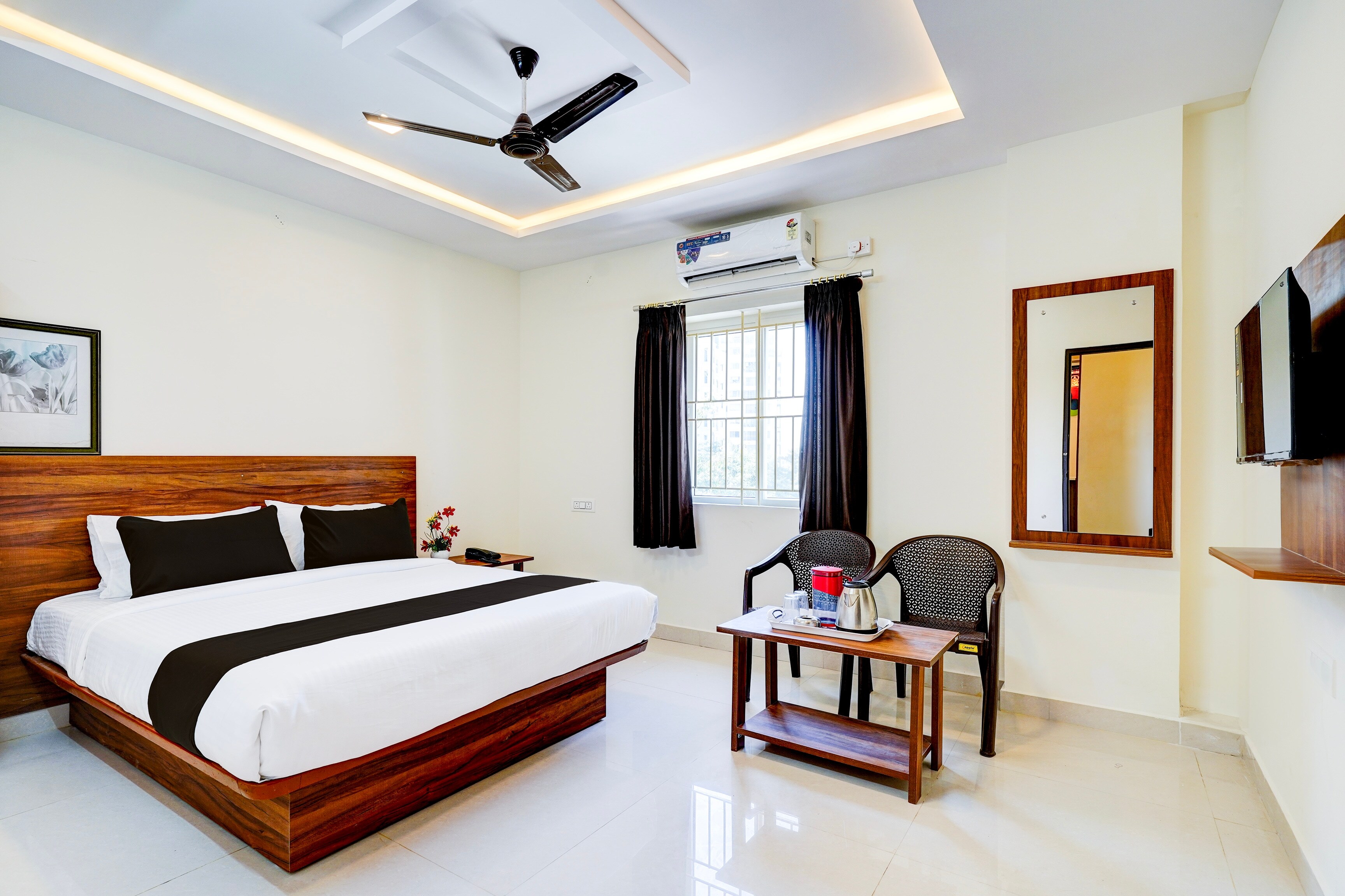 Hotel O by OYO Sri Balaji Residency - Tap to explore photos