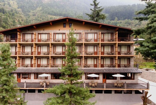 Aloka Resort, Manali (Luxury In the Heart of Himalayas)
