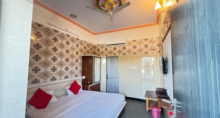 Hotel New Rawat Room Type - Deluxe