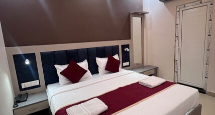 AKSHITA HOTELS , AYODHYA AIRPORT ROAD Room Type - EXECUTIVE  ROOMS