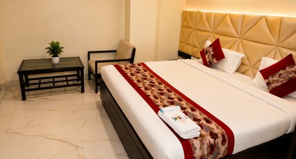 HOTEL ROCKLAND & RESTAURANT ( Gopalpura ) Room Type - Premium Room