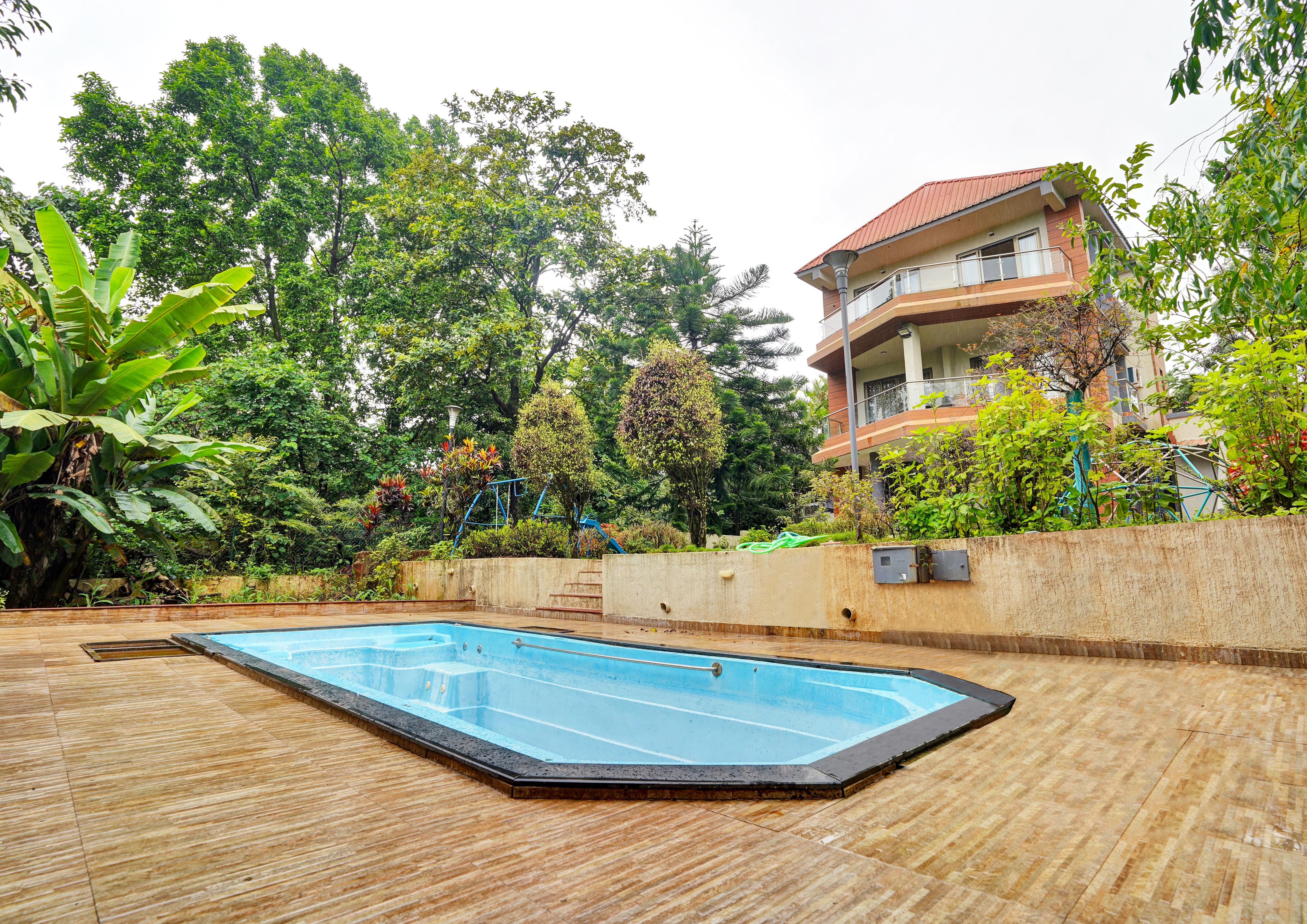 SKYGRAM STAYS ENCLAVE 4BHK WITH PRIVATE POOL - Tap to explore photos
