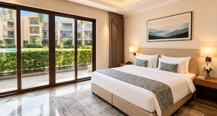 Parklane Resort Room Type - Presidential Suite with Bathtub - Pool View Parklane Resort Room Type - Presidential Suite with Bathtub - Pool View