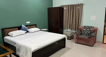 Shyam Hotel & Janmasa Room Type - Deluxe AC Room