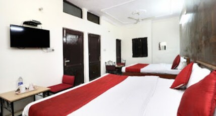 Hotel Swagat Room Type - FAIMLY ROOM