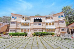 Townhouse Oak Kumbhalgarh Forest View Formerly Kumbhal Castle