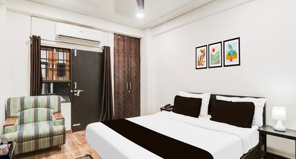 OYO Townhouse Awas Vikas Kalyanpur Room Type - Classic