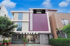 Super Collection O Shantivan Bus Terminal Formerly Hotel Suhagan Heights