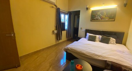 DS Residency Varanasi Room Type - Family Room for 03 Pax