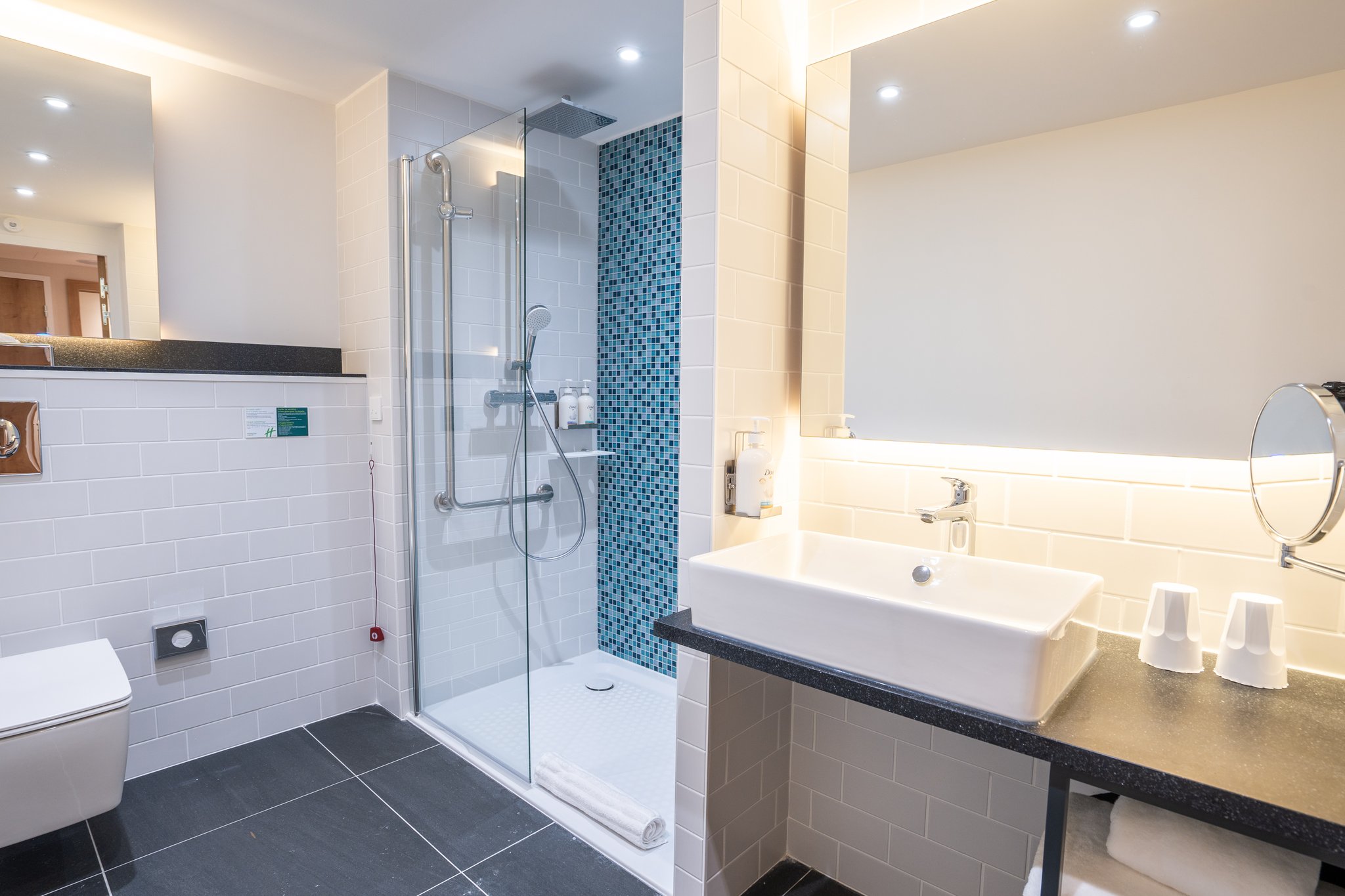 Holiday Inn BORDEAUX-MERIGNAC - Tap to explore photos