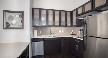 Staybridge Suites Denver South - Highlands Ranch Room Type - 1 Bedroom Suite 1 King Mountain View Staybridge Suites Denver South - Highlands Ranch Room Type - 1 Bedroom Suite 1 King Mountain View