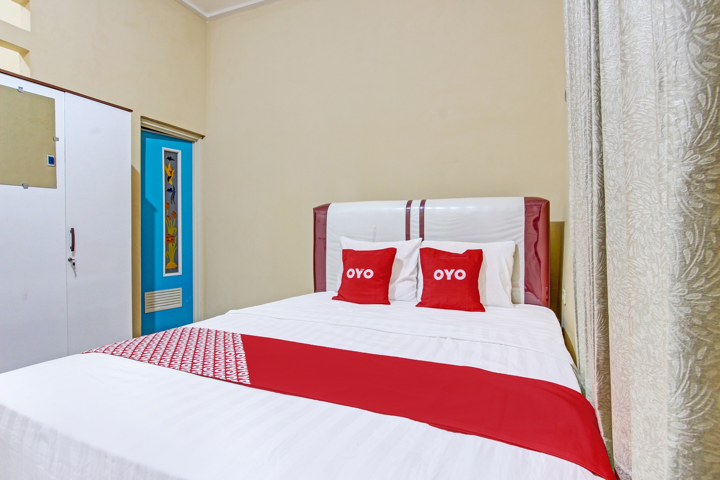 Hotel O Amole Paviliun Syariah - Tap to explore photos