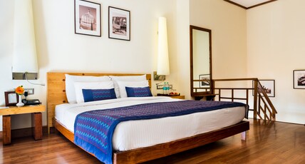 Clarks Amer Room Type - Penthouse Suite with Queen Bed and Bathtub