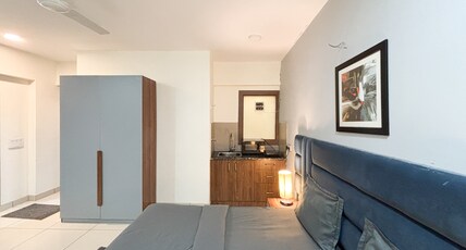 Housr Sector 28 Near to Phase 1 Metro Station Room Type - City View Suite with Kitchenette Housr Sector 28 Near to Phase 1 Metro Station Room Type - City View Suite with Kitchenette