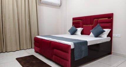 Cozy Room Aarambh Hillside View R3/F2 Room Type - Bedroom