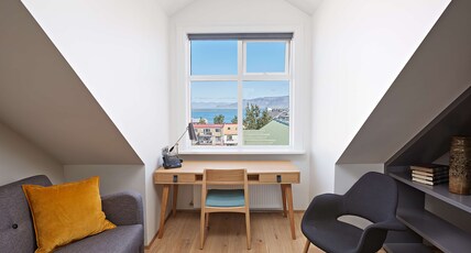 Canopy By Hilton Reyjavik Room Type - KING JUNIOR SUITE