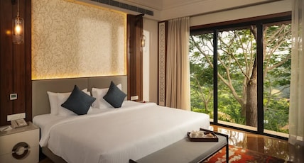 The Ananta Room Type - Executive Suite (1 Bedroom Villa - with Separate Living Room and Private Balcony) The Ananta Room Type - Executive Suite (1 Bedroom Villa - with Separate Living Room and Private Balcony)