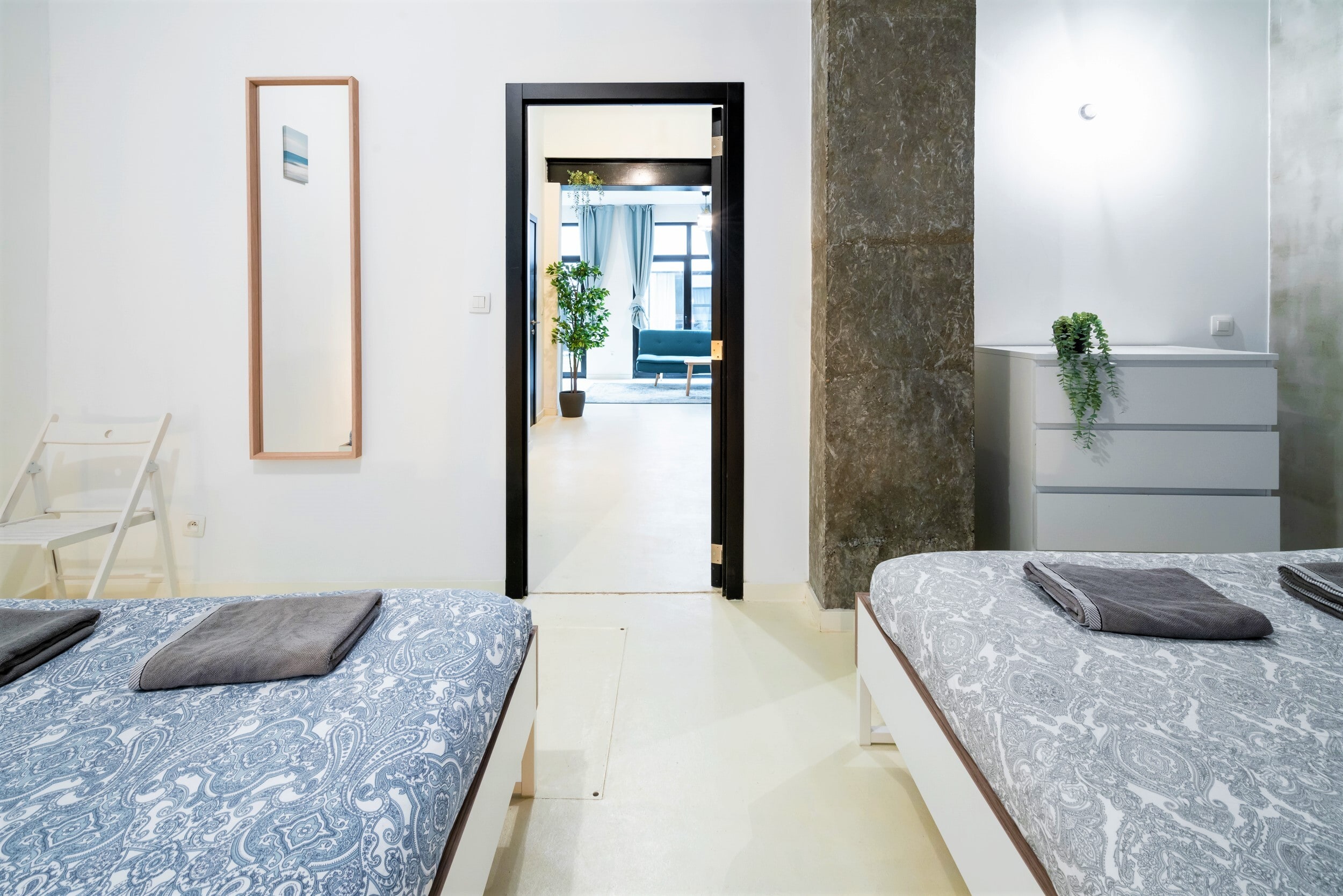 Antwerp Central Superior Apartment - Tap to explore photos