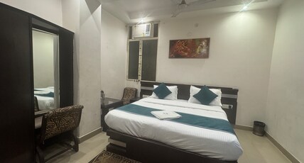 Hotel Skaga Room Type - Deluxe Double Bed Non Ac