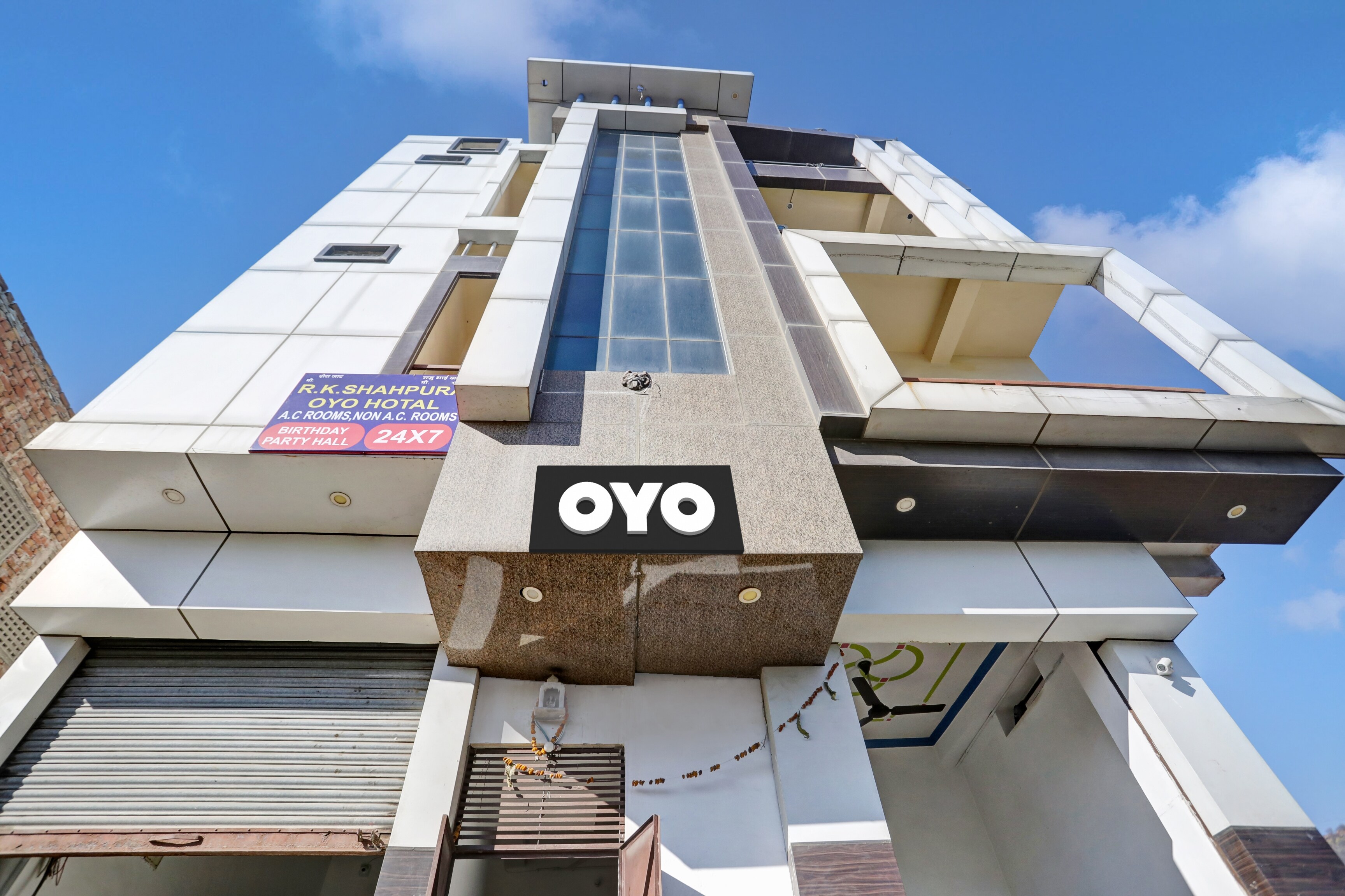 Hotel O R K Shahpura - Tap to explore photos