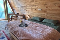 Sukoon A frame Treehouse with Hot Tub