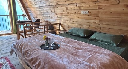Sukoon A frame Treehouse with Hot Tub Room Type - Duplex Treehouse
