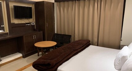 oberoi inn Room Type - Deluxe Room