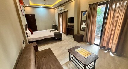 Sejal holiday Housee Room Type - studio premium with two balconies
