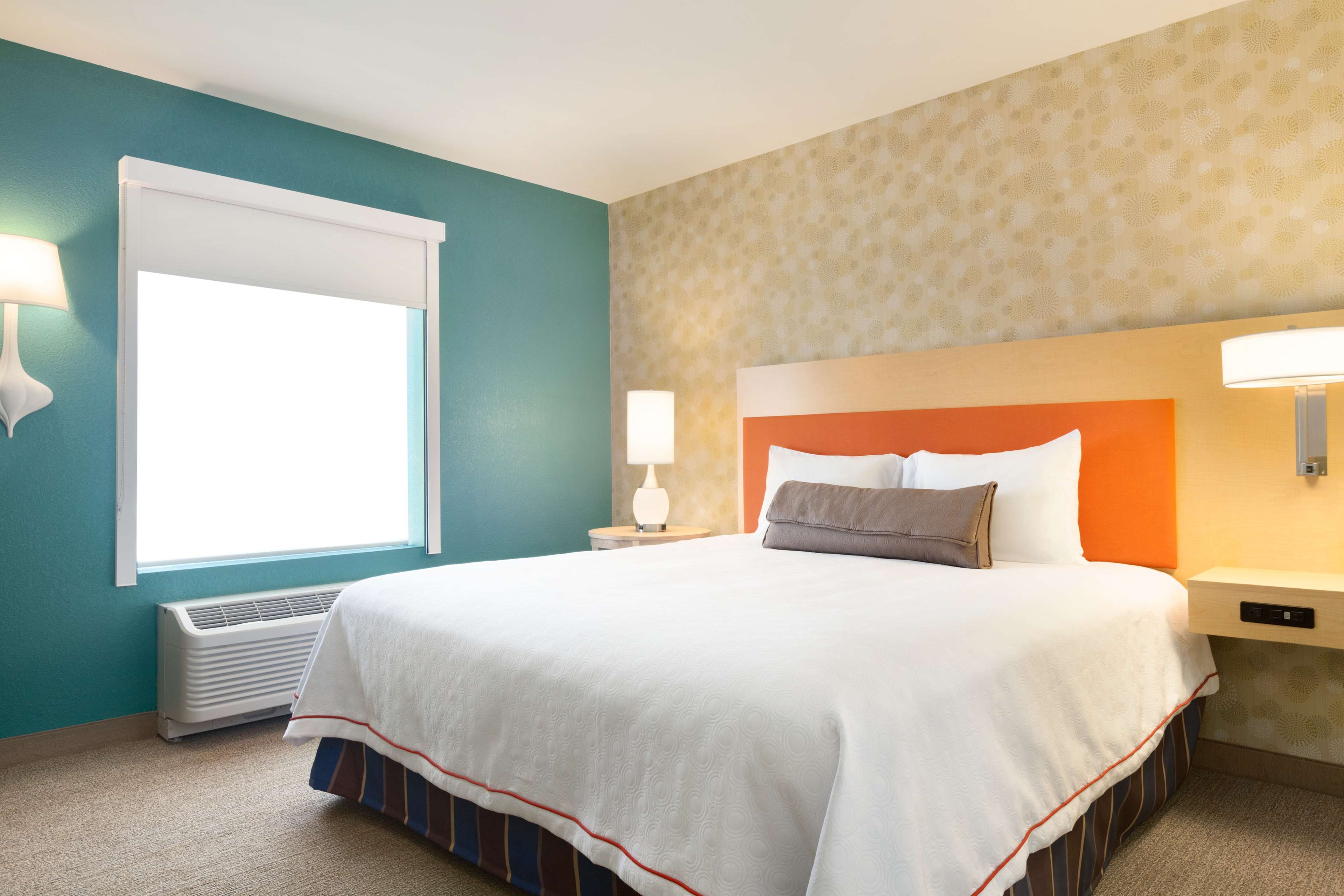 Home2 Suites by Hilton El Paso Airport, TX - Tap to explore photos