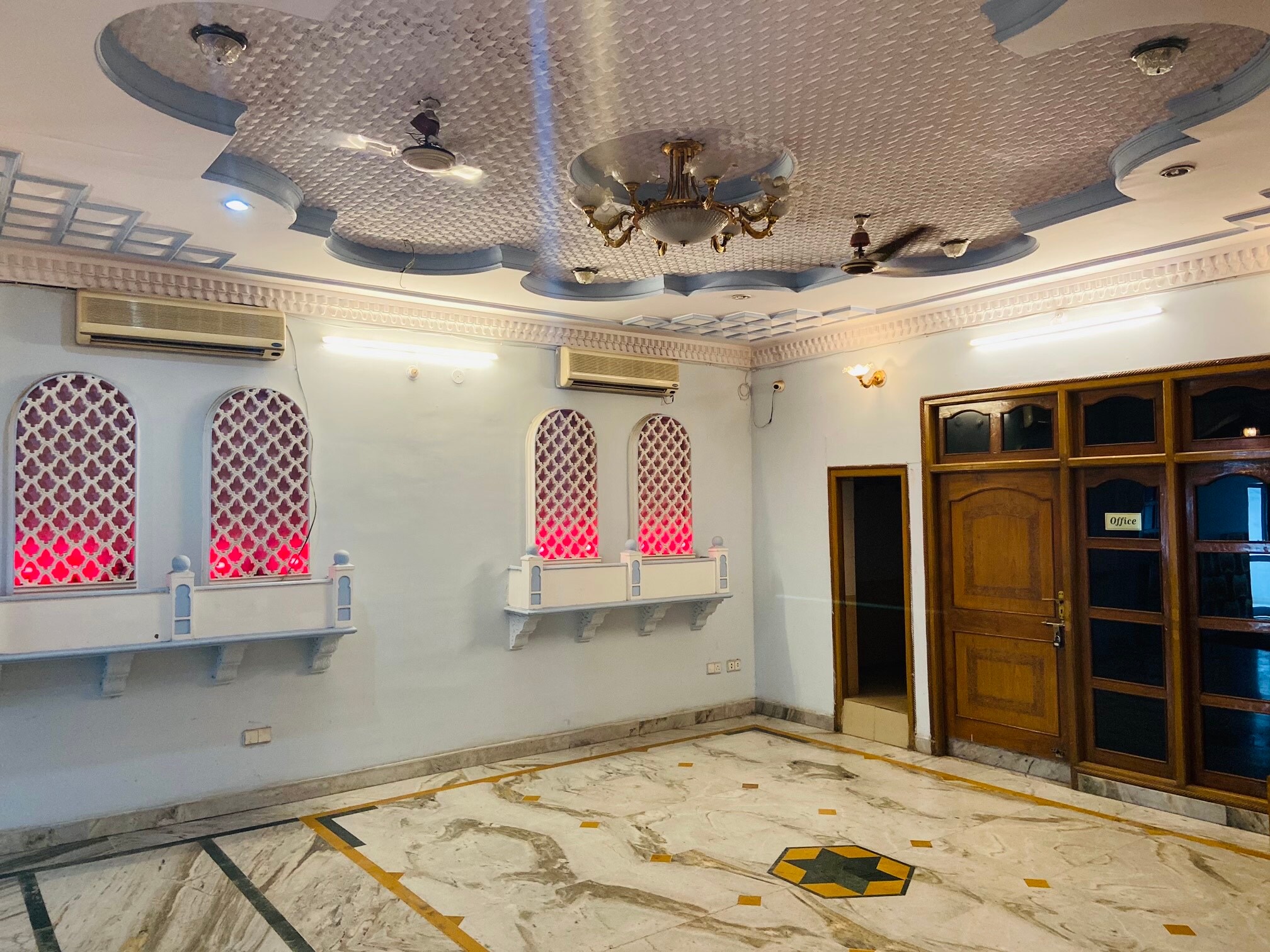 Main gallery