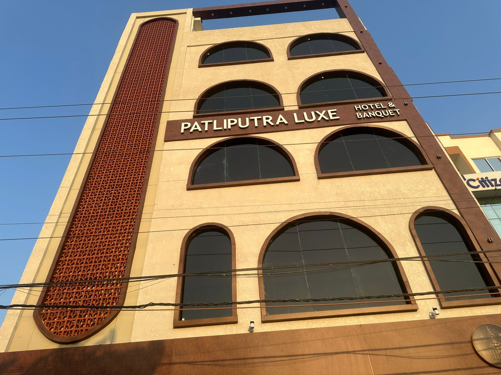 PATLIPUTRA LUXE HOTEL AND BANQUET - Tap to explore photos