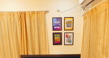 M K Sea View Guest House Room Type - Bedroom 108
