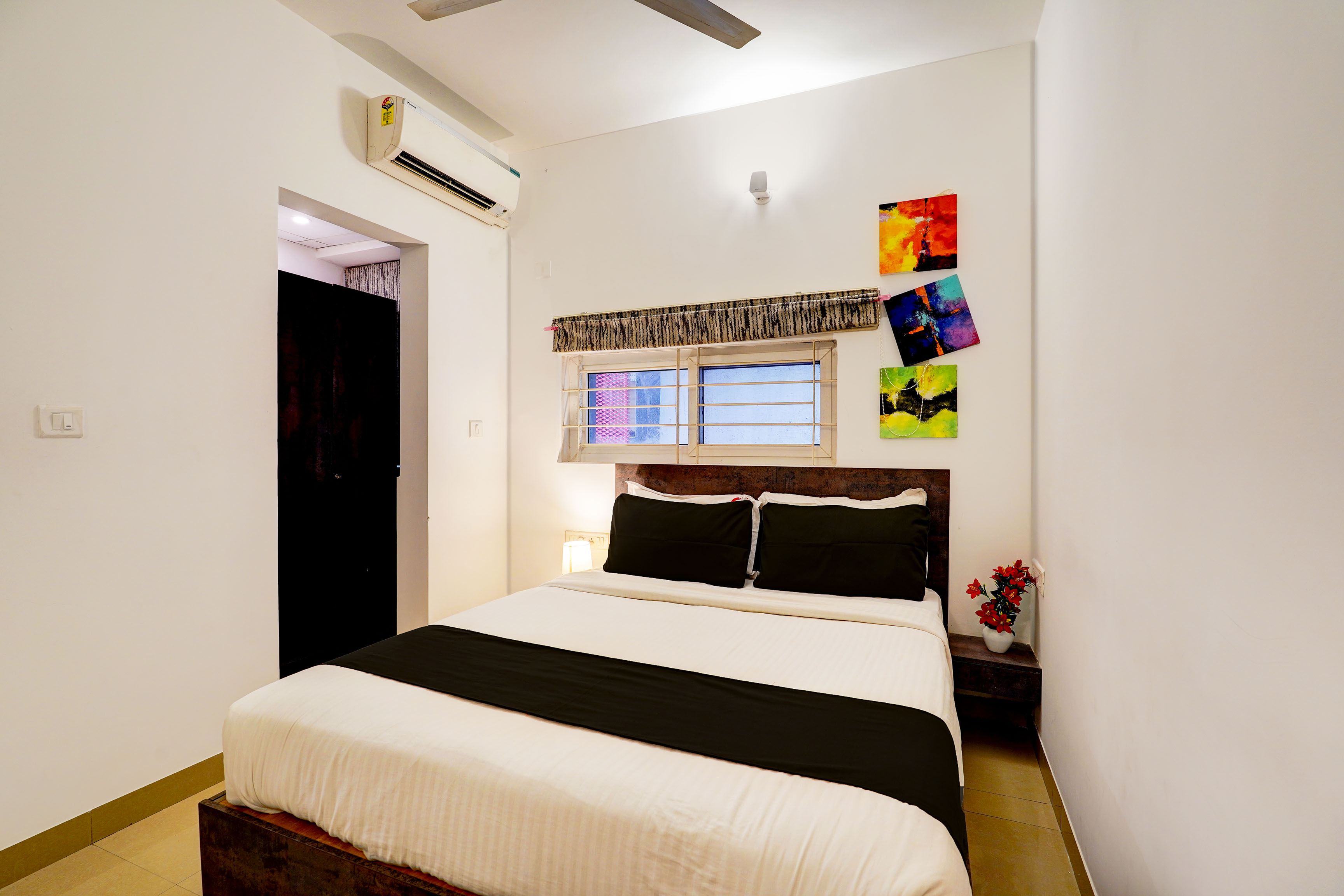 Townhouse Hebbal Bhadrappa Layout - Tap to explore photos