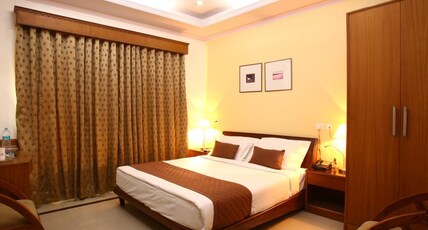 HOTEL THE LEAGUE Room Type - Deluxe Room