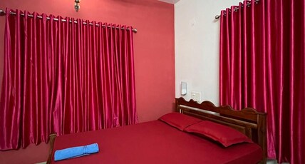 Mud Apples Homestay Room Type - AC ROOM