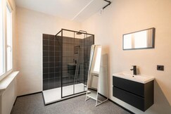 Elegant 2-Bedroom Stay in Central Antwerp