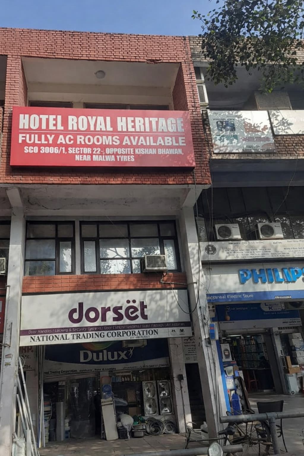 Hotel Royal Heritage Inn - Tap to explore photos