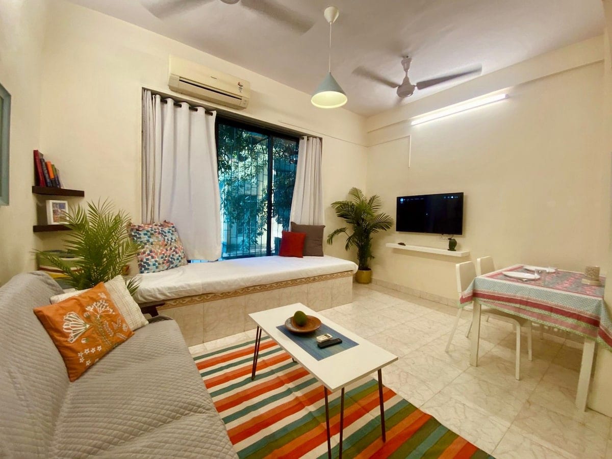 Spacious 1 BHK Bandra Balcony Wifi by Connekt Homes - Tap to explore photos