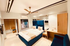 Address of HOTEL VASHI INN