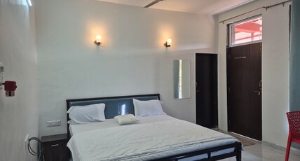 Twilight Room Type - Bedroom 1