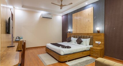 Luxury Stay in Jim Corbett   Pool   Nature Views Room Type - Bedroom 2