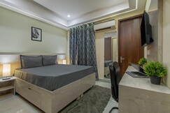 Hotel Rose Villa, Artemis Hospital Road, Sec 51
